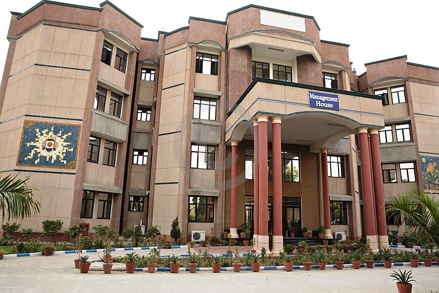 Ishan Institute Of Technology And Management, Noida